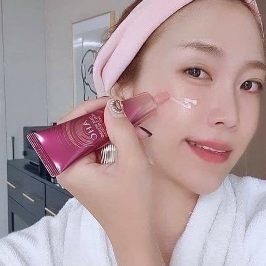 AHC,AHC Time Rewind Real Eye Cream For Face,AHC Time Rewind Real Eye Cream For Face ราคา,AHC Time Rewind Real Eye Cream For Face รีวิว,AHC Time Rewind Real Eye Cream For Face pantip,AHC Time Rewind Real Eye Cream For Face jeban,AHC Time Rewind Real Eye Cream For Face ใช้ดีไหม